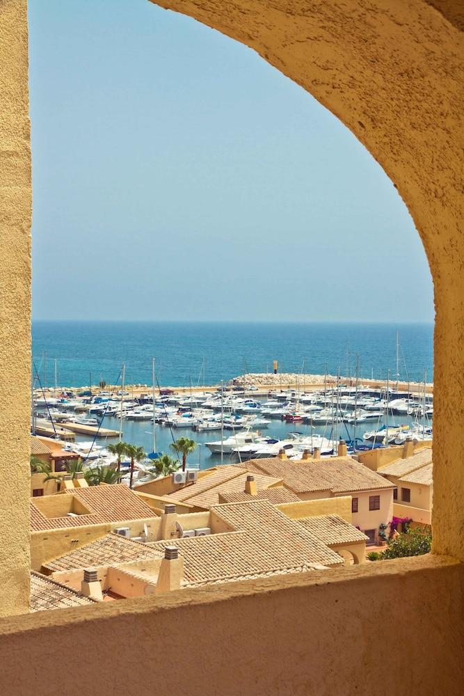 Pierre & Vacances Altea Port Экстерьер фото